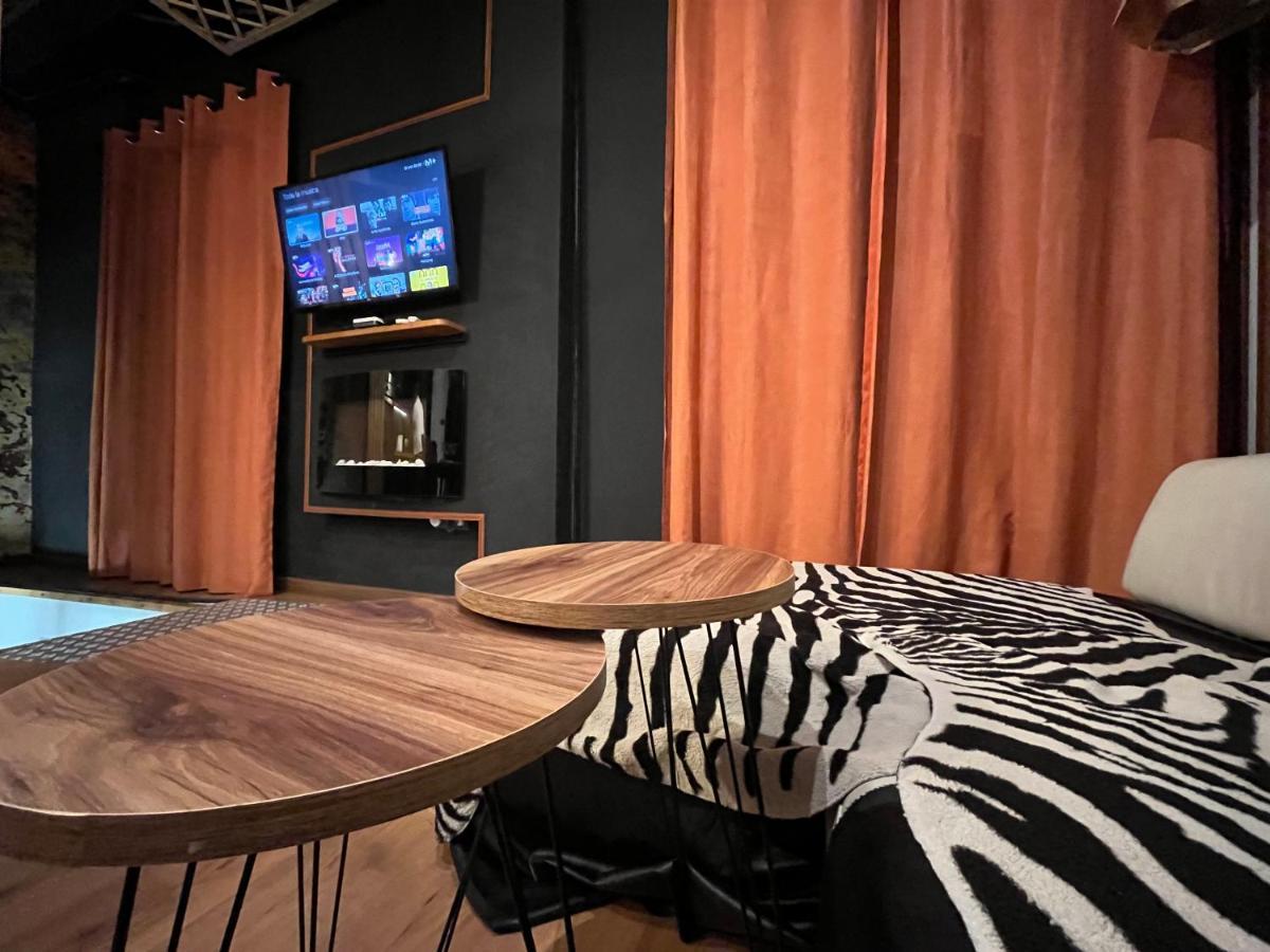 Апартаменты Chic10 Luxury Gran Via Мадрид Экстерьер фото